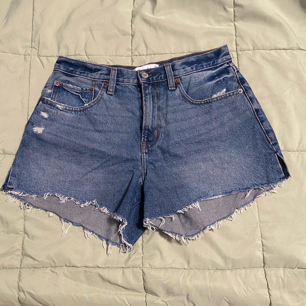 Abercrombie and Fitch size 8/29 shorts